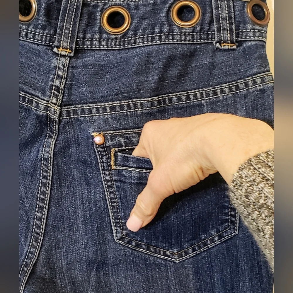 Christopher & Banks Capri Cropped Denim Blue Jeans Hi Rise Darkwash Size 4